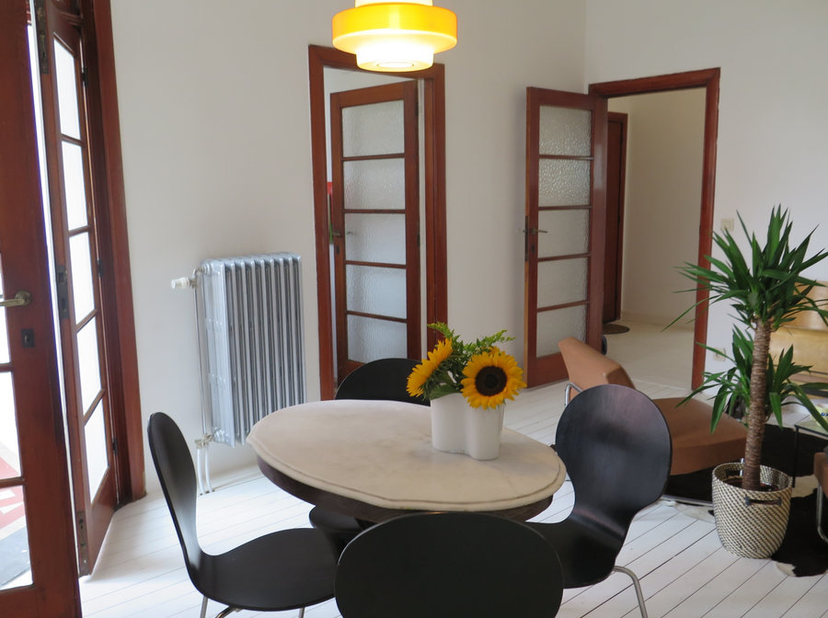 Adres: Eisenhowerlei 67, 2140 Borgerhout&lt;br /&gt;
&lt;br /&gt;
Zonnig appartement van 80 m2, 2 slaapkamers en 2 badkamers&lt;br /&gt;
&lt;br /&gt;
Gerenoveerd appartement